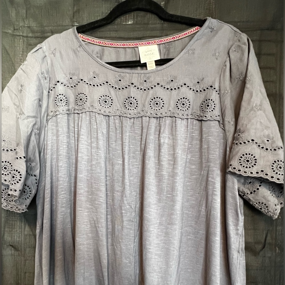 Target Knox Rose brand blue blouse. Worn only once. Very cute top.